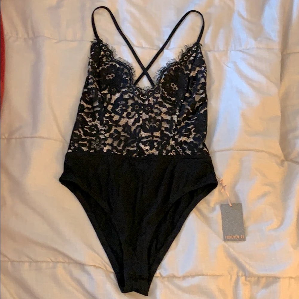 Lace body suit